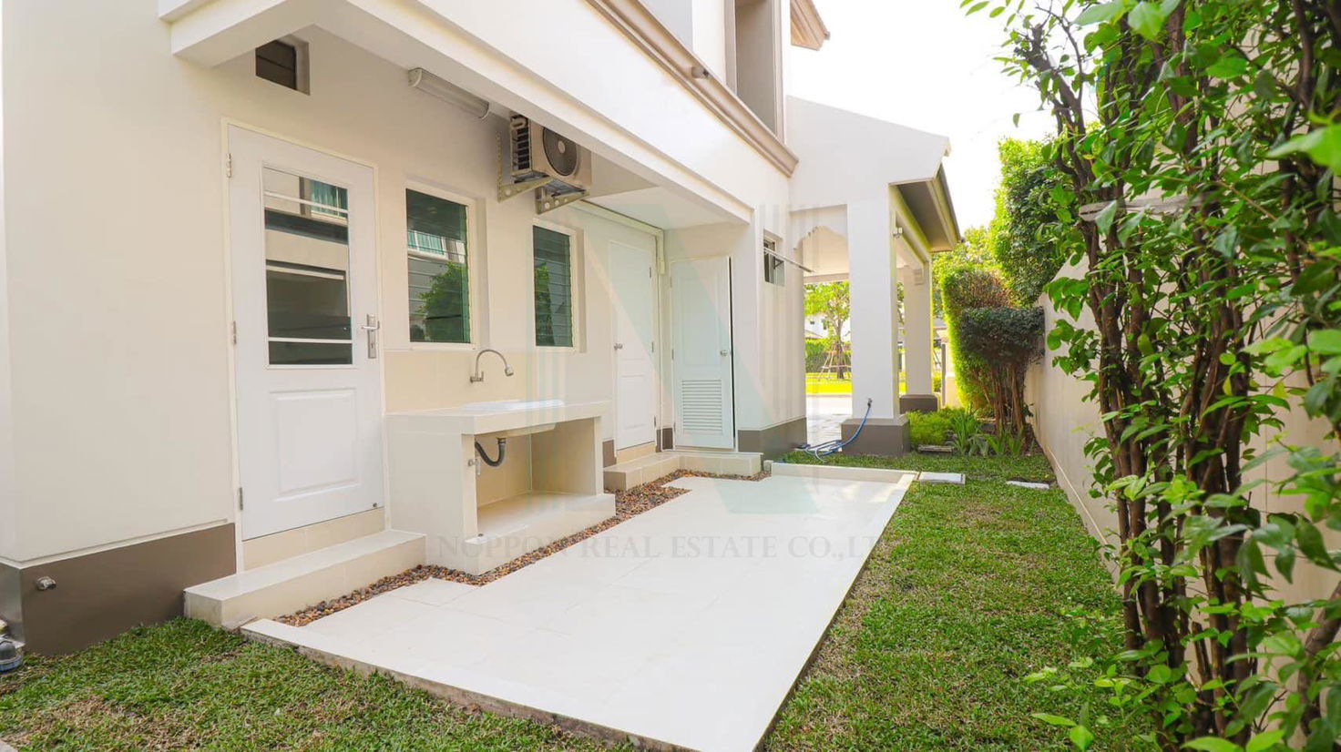 รูป 📌 ให้เช่าบ้านเดี่ยว 2 ชั้น นันทวัน บางนา กม.7 4 ห้องนอน 5 ห้องน้ำ - รูปที่ 2/8