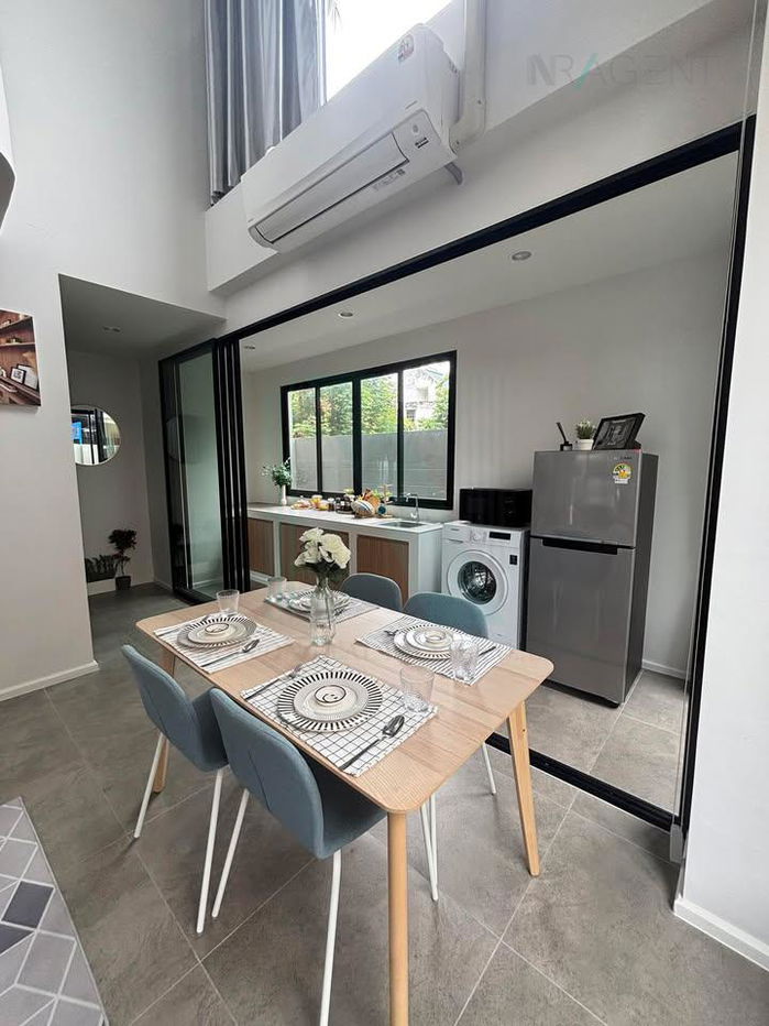 picture 📌 For Sell Town house BRITLOFT CHOKCHAI 4 3-story 3 bedroom 4 bathroom - 2/8