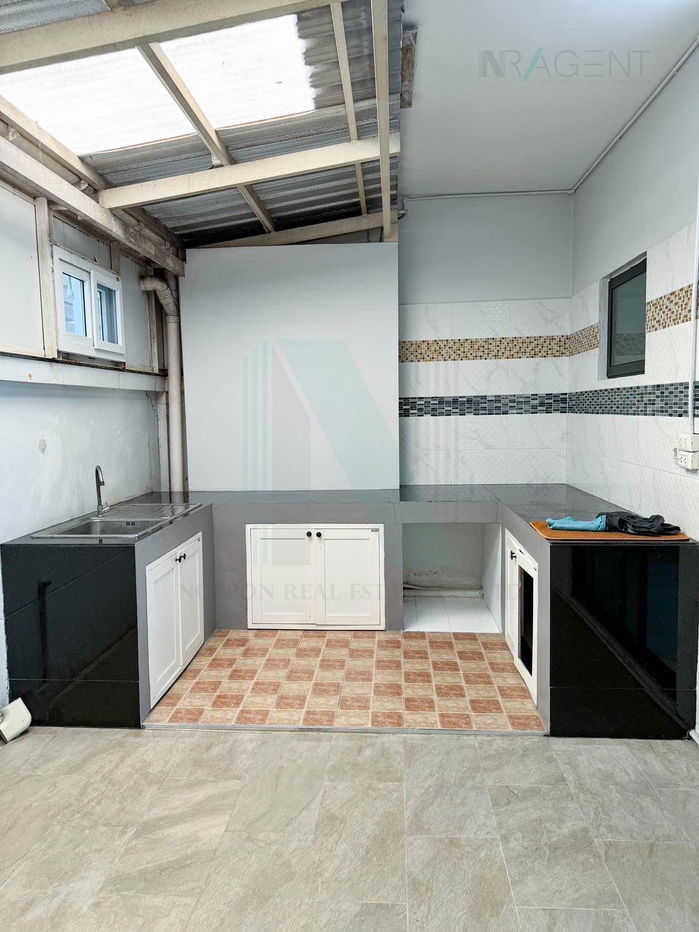 picture 📌 For Sell Town house IFIELD BANGNA 3-story 3 bedroom 3 bathroom - 5/8