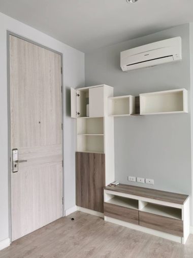 ZELLE salaya  8,000 บ.  ขนาด  30 ตรม    ชั้น 6  น้ำไม่ท่วม/มีทีจอดรถ