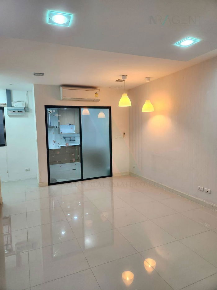 picture 📌 For Sell Town house BAAN KLANG MUANG NAWAMIN 42 3-story 3 bedroom 3 bathroom - 3/8
