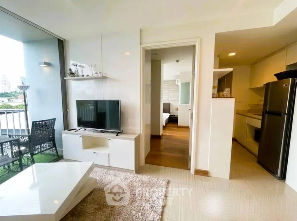 picture 1-BR Condo at Down Town 49 near BTS Phrom Phong (ID 1930562) - 6/16