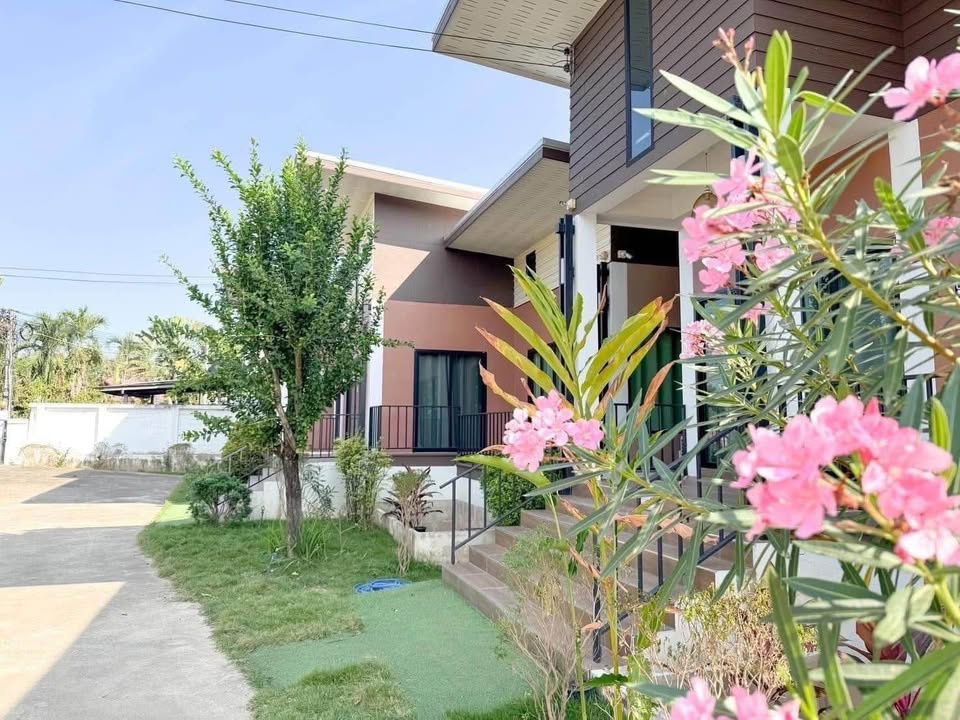 picture Pool villa for rent by the Mae Rim river, quiet and private, convenient, near beautiful tourist attractions of Chiang Mai- RW006819 - 9/10