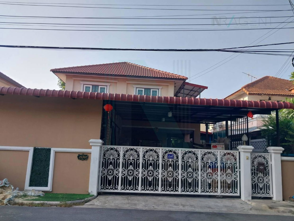picture 📌 For Rent House K.C. PARKVILLE 3 2-story 3 bedroom 3 bathroom - 1/8