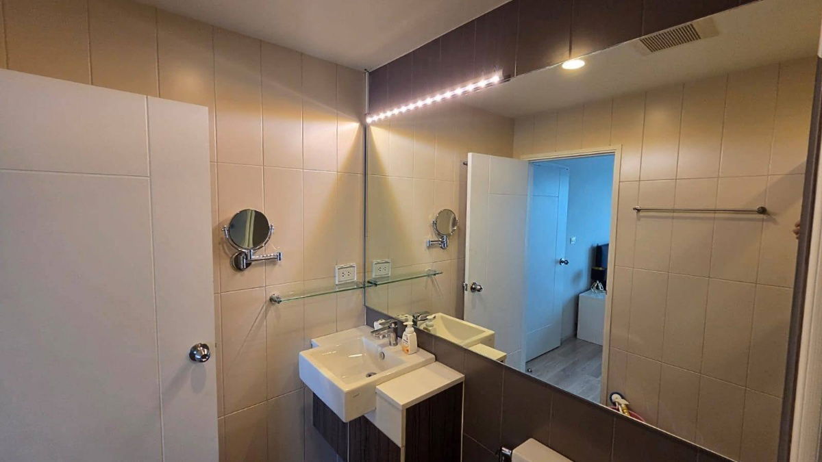 picture For   rent   Centric Ratchada - Huai Khwang  🔴🔴 - 10/13