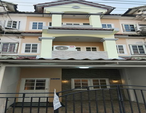 ขายทาวโฮม5ห้องนอน3ชั้น23วาใกล้ถนนรัตนาธิเบศสถานีรถไฟฟ้าแยกบางพลู 