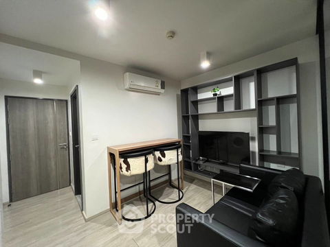 1-BR Condo at Maestro 02 Ruamrudee near BTS Nana (ID 2279596)
