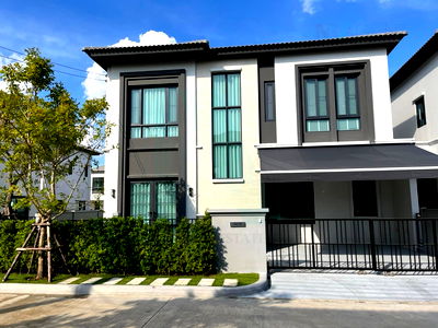 บ้านเดี่ยว นิคมบางปู(เหนือ) : 📌 ขายบ้านเดี่ยว โครงการ แกรนด์ พลีโน่ สุขุมวิท-บางนา 2 ชั้น 3 ห้องนอน 4 ห้องน้ำ
