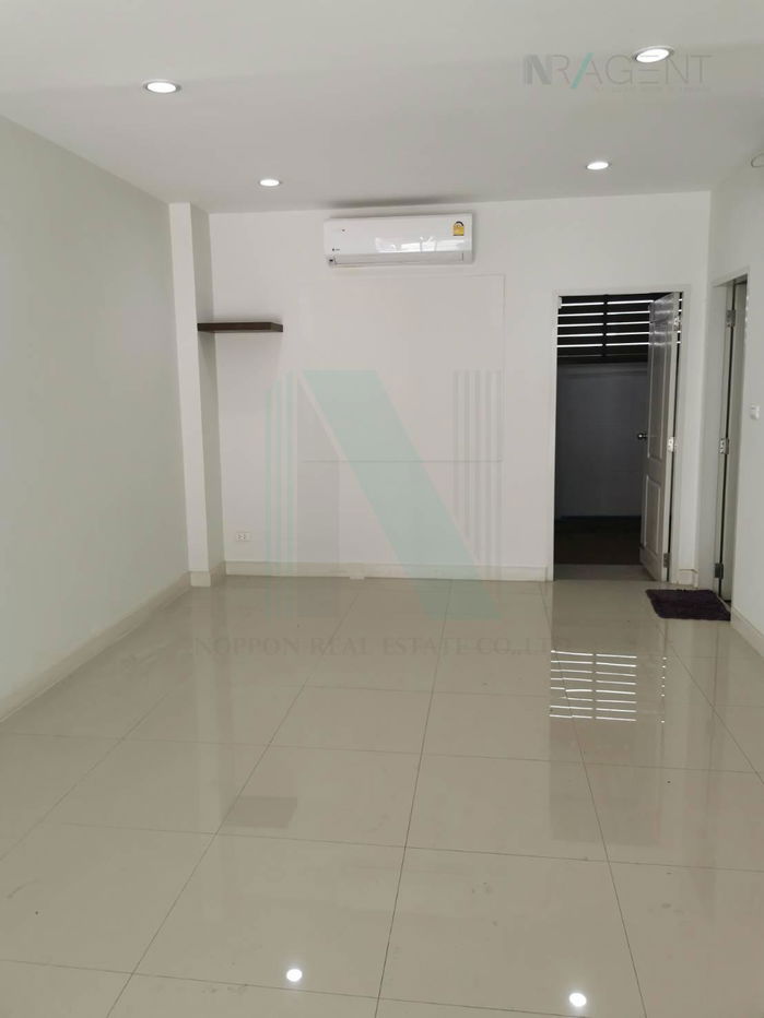รูป 📌 ให้เช่าทาวน์เฮาส์ 4 ชั้น ไอฟีล บางนา 4 ห้องนอน 4 ห้องน้ำ - รูปที่ 4/8