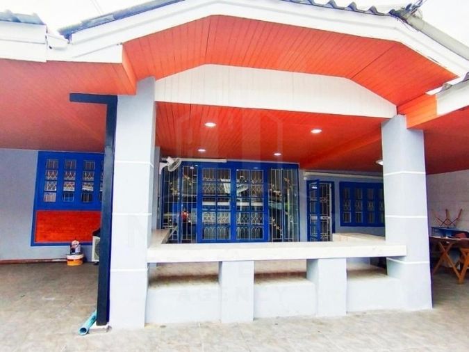 For Sale 🔥🔥 House at Preecha Lamphet