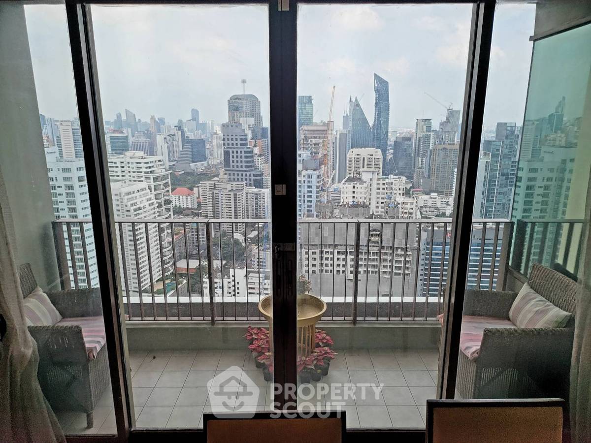 picture 2-BR Condo at The Emporio Place near BTS Phrom Phong (ID 621234) - 28/42