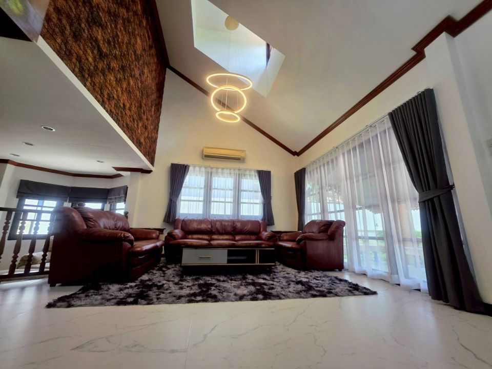 picture Single house for rent in Ployburin Village, 2 floors, fully furnished. Complete with furniture and facilities. Near Montfort Primary School. RW006820  - 7/25