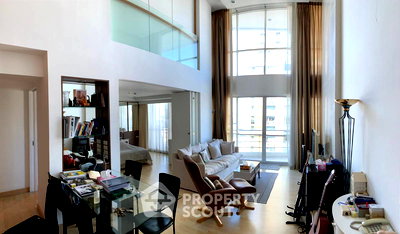 Condos for sale : 2-BR Condo at The Rajdamri near BTS Ratchadamri (ID 469360)