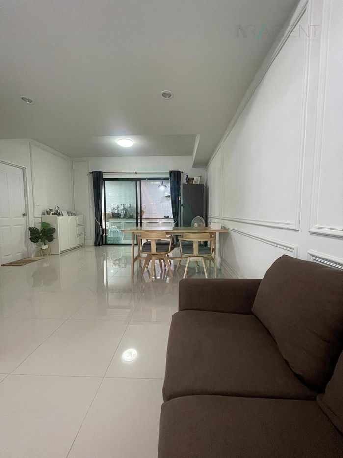 picture 📌 For Sell Town house THE COLORS BANGNA WONGWAEN 3 2-story 3 bedroom 2 bathroom - 4/8