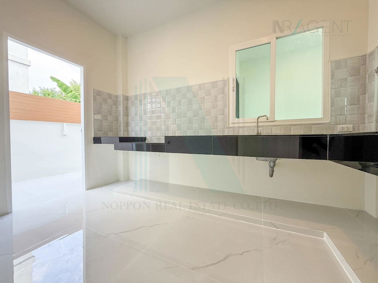 picture 📌 For Sell House THE VILLA RATTANATHIBET 2-story 3 bedroom 2 bathroom - 6/8