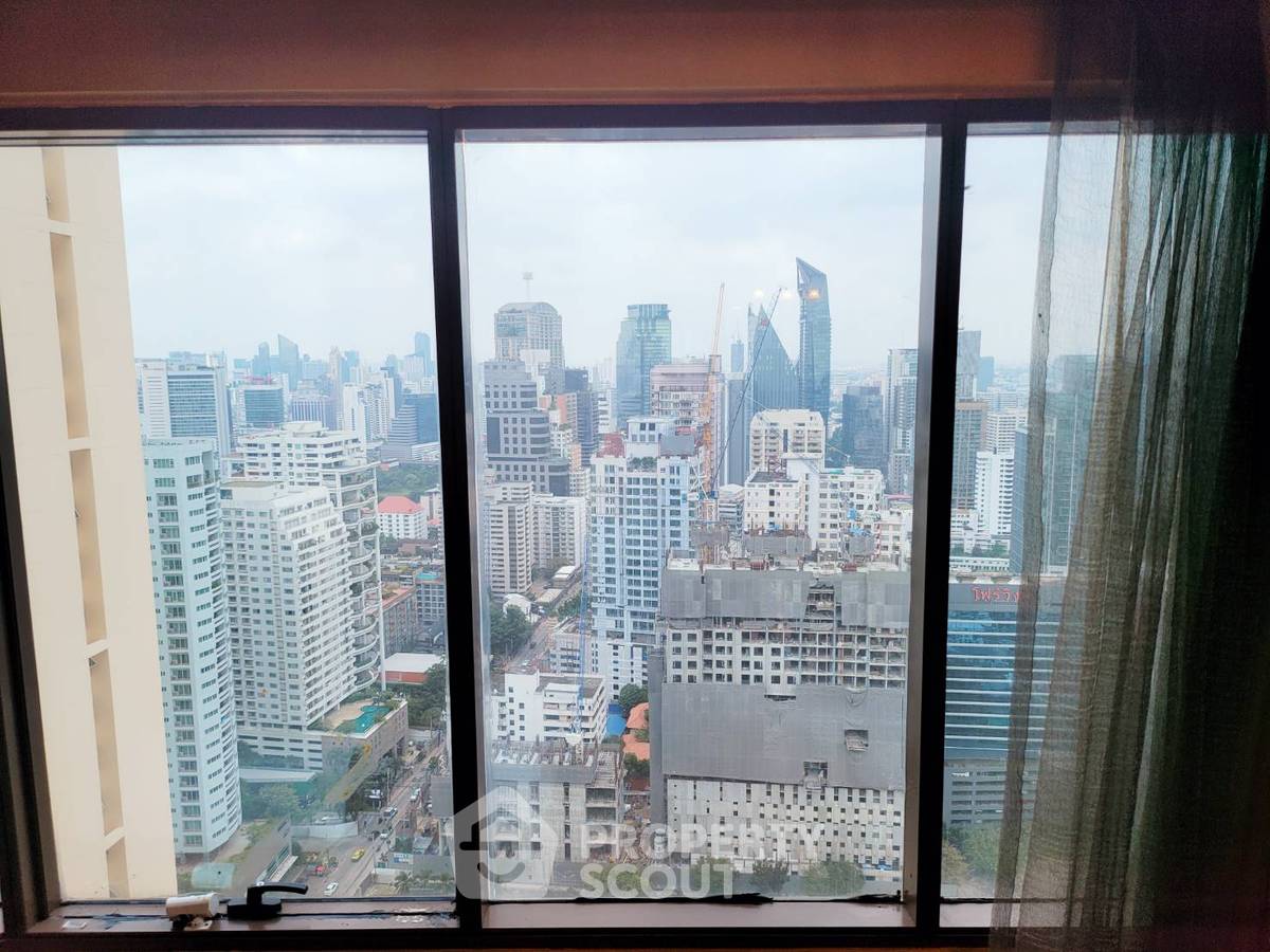 picture 2-BR Condo at The Emporio Place near BTS Phrom Phong (ID 621234) - 30/42