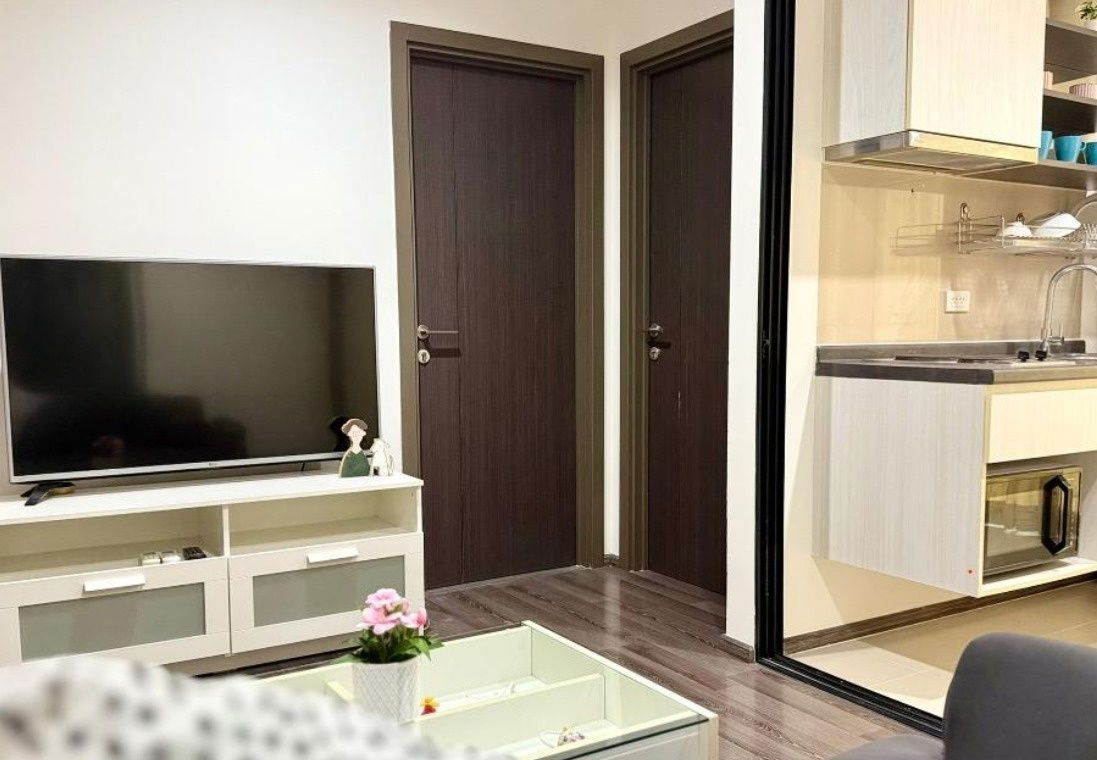 picture For rent: The Base Park West Sukhumvit 77, 35th floor - 2/5