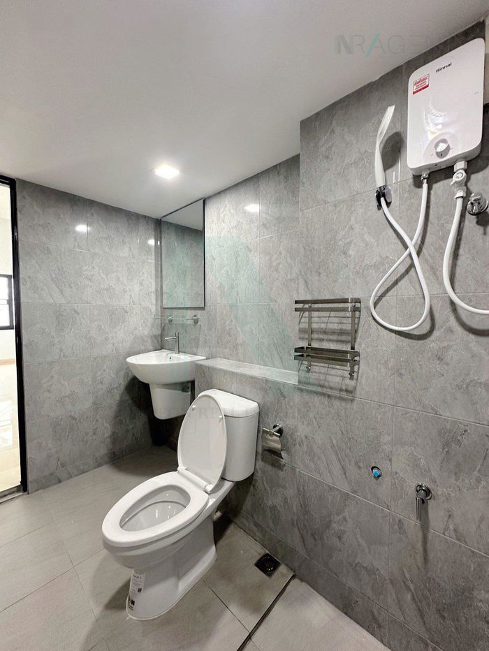 picture 📌 For Rent 3-story Townhouse KETNUTCHERMINE 3 bedroom 4 bathroom - 8/8