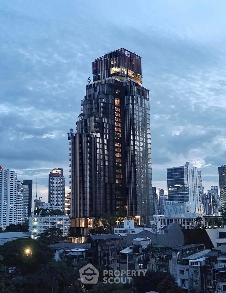 picture 2-BR Condo at Rhythm Ekkamai Estate near BTS Thong Lor (ID 1928443) - 20/20