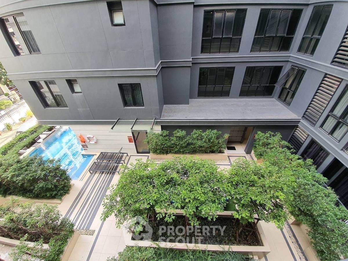 picture 1-BR Condo at Maestro 02 Ruamrudee near BTS Nana (ID 2279596) - 12/18