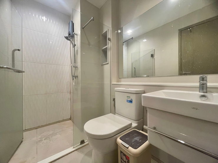 picture #Z2077 Condo for rent at Life Asoke - Rama 9 - 6/8