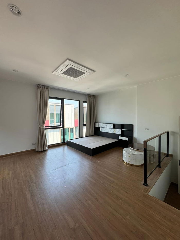รูป บ้านให้เช่า Baan Klang Muang Classe Sukhumvit 77 (บ้านกลางเมือง คลาสเซ่ สุขุมวิท 77) บ้านแบบ Pyrope - รูปที่ 10/28