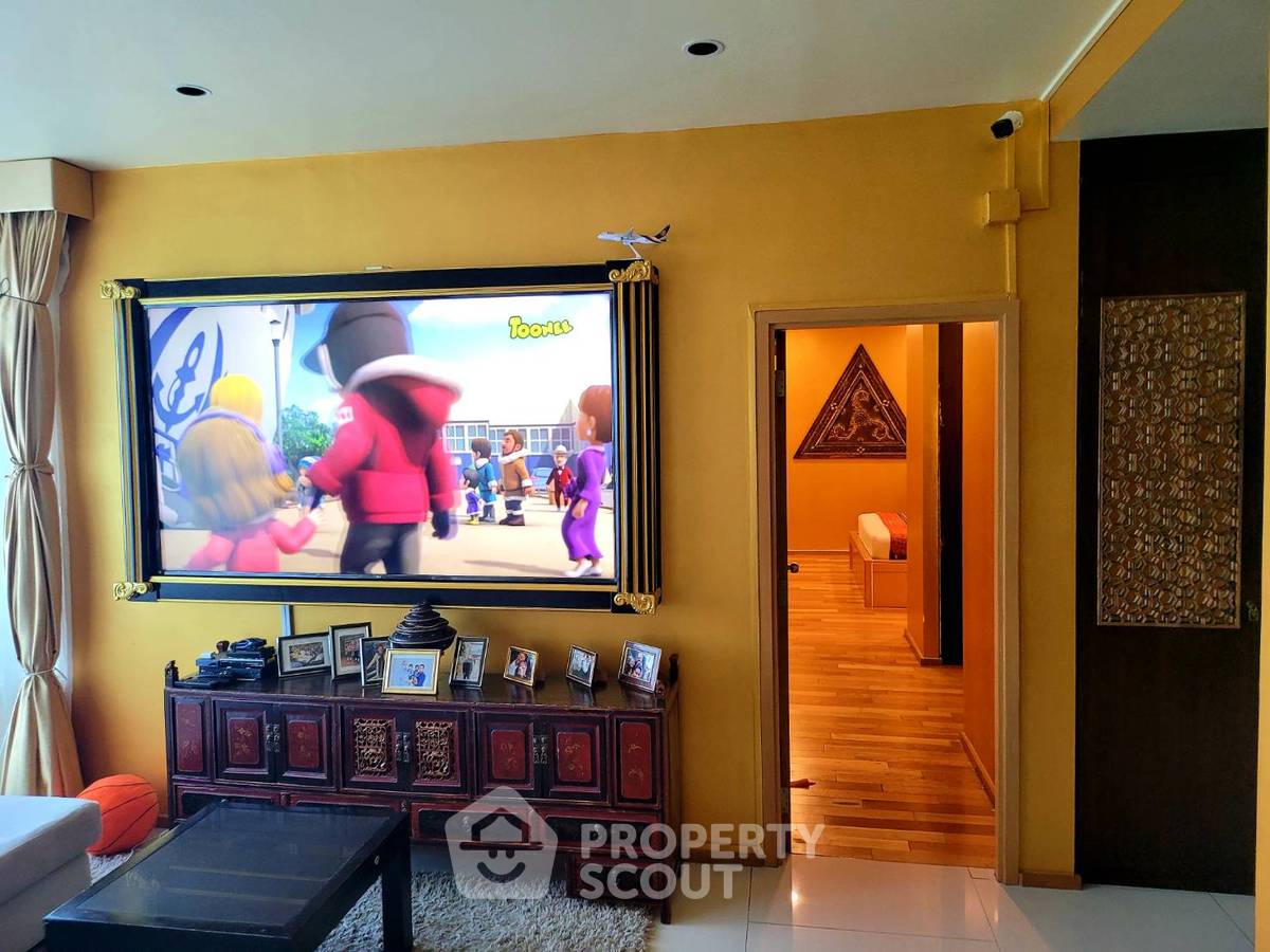 picture 2-BR Condo at The Emporio Place near BTS Phrom Phong (ID 621234) - 40/42