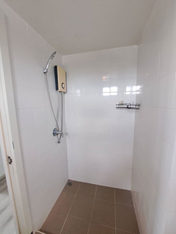 picture 7,500 baht/month 1/1 bed The Excel bearing sukhumvit 105 BTS Bearing - 9/11