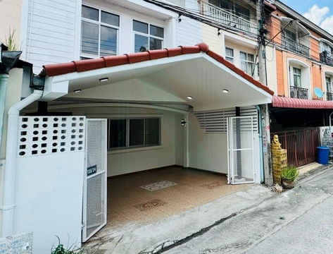 📌 ขายทาวน์เฮาส์ โครงการ โรยัล สายไหม วิลเลจ 2 ชั้น 3 ห้องนอน 4 ห้องน้ำ