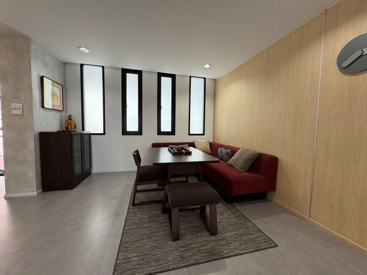picture Condo for rent behind Central Rama 9, walkable to MRT - 1/9
