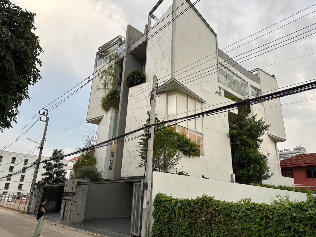 รูป  🟢For Rent🟢โฮมออฟฟิศ โครงการ D8 Residence Super Luxury Class 📱ADD LINE @nathong97 (ตอบ ⚡ 24 Hr) P1113 - รูปที่ 1/13