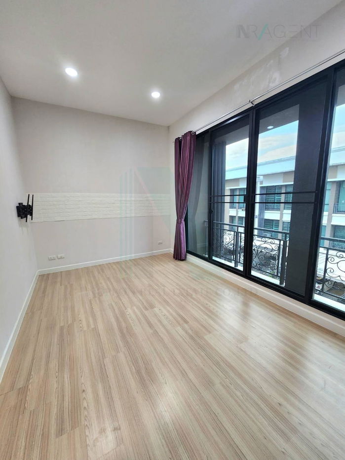 picture 📌 For Sell Town house BAAN KLANG MUANG NAWAMIN 42 3-story 3 bedroom 3 bathroom - 8/8