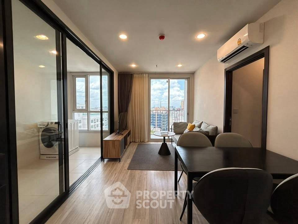 picture 2-BR Condo at XT Huaikhwang near MRT Huai Khwang (ID 2279781) - 9/17