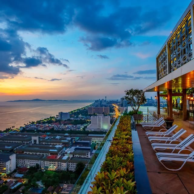 picture Condo for Rent 1 BedRoom with Sea View At Riviera Jomtien Pattaya - 2/15