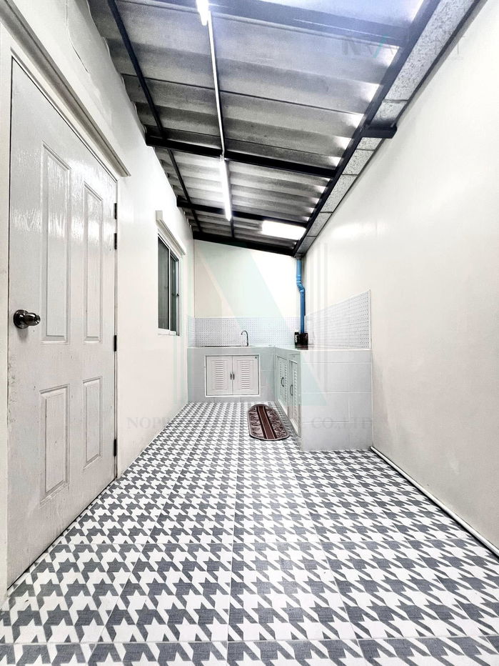 picture 📌 For Sell Town house LIO BLISS TEPARAK-TAMRU 2-story 3 bedroom 2 bathroom - 5/8