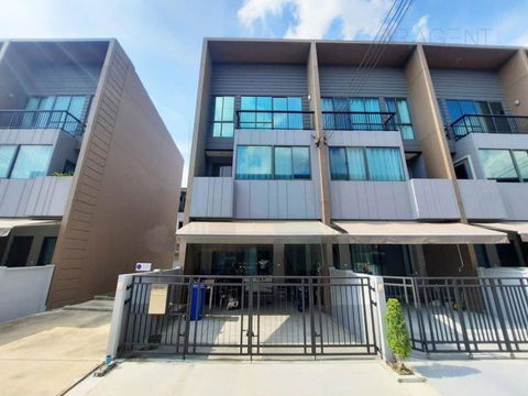 📌 For Sell Town house BAAN KLANG MUANG THE ERA PINKLAO-CHARAN 3-story 3 bedroom 3 bathroom