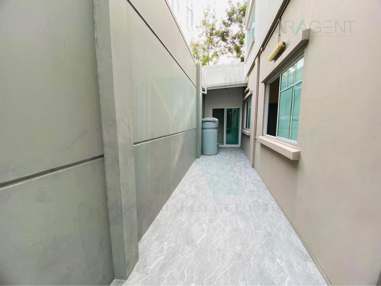 picture 📌 For Sell Town house INDY SRINAKARIN-ROMKLAO 2-story 3 bedroom 3 bathroom - 5/8