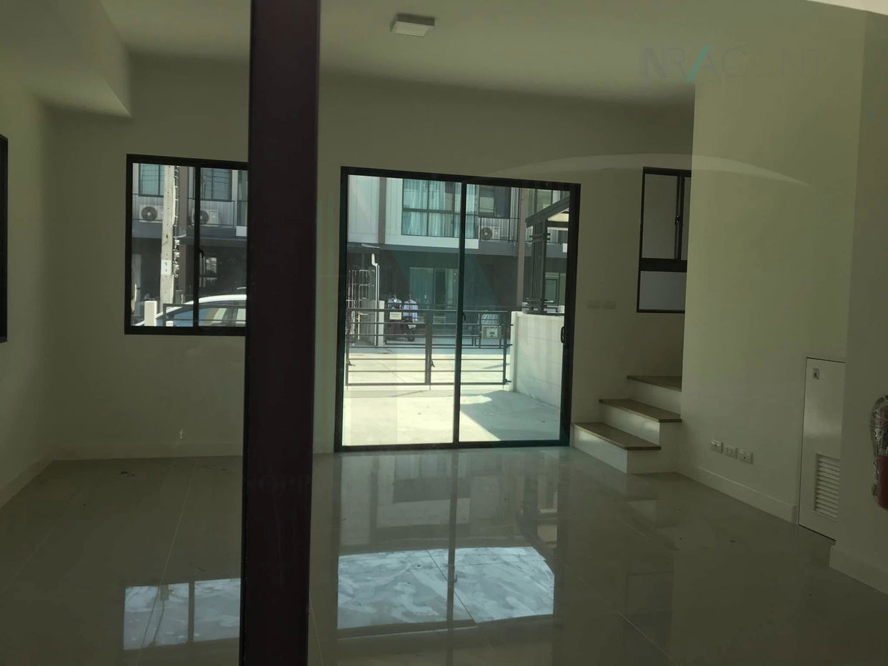 picture 📌 For Sell Town house PLENO SATHORN-SUKSAWAT 2-story 2 bedroom 3 bathroom - 2/8
