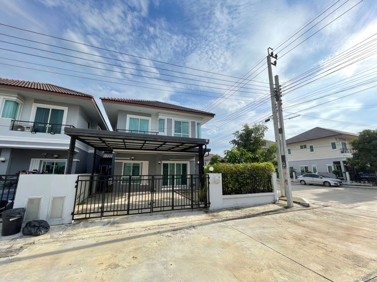 picture ‼️Urgent for Rent‼️ Nonthavee Ville 7 ✅ 4 Bedrooms ✅ 3 Bathrooms Corner unit with full furniture and appliances.  Ready to move in. - 18/19