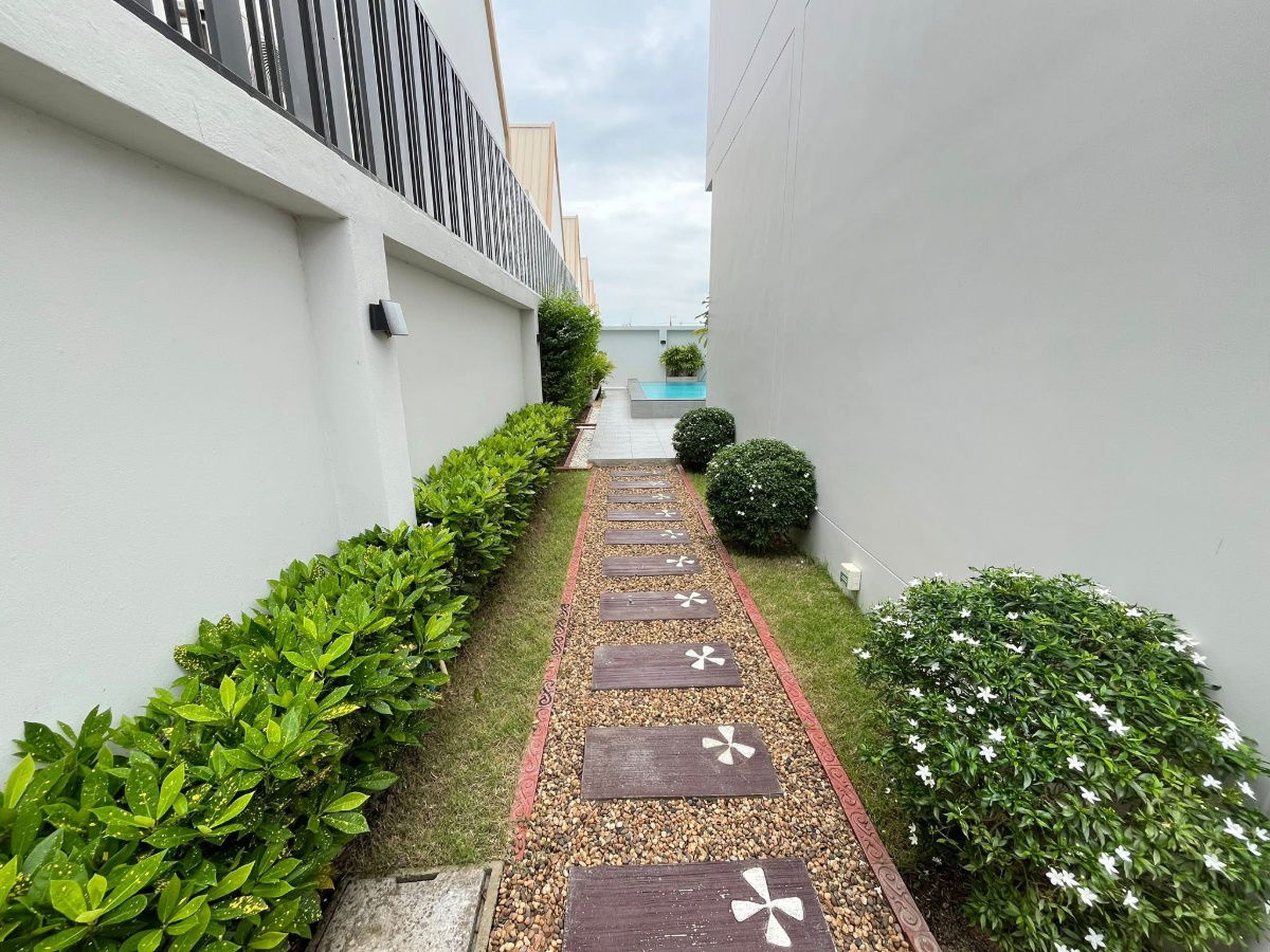 รูป ประกาศขายพูลวิลล่าหรูพัทยา พร้อมเข้าอยู่ Pool Villas for Sale in Pattaya ทุ่งกลม–ตาลหมัน  - รูปที่ 22/28