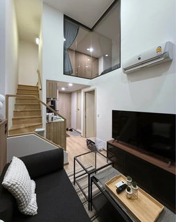 รูปภาพ TA7796📲LineID @556ryccg🏢Duplex 2 ห้องนอน 48 ตรม ชั้น34 พร้อมเฟอร์ Life Rama4-Asoke ใกล้ MRT ศูนย์การประชุมแห่งชาติสิริกิติ์