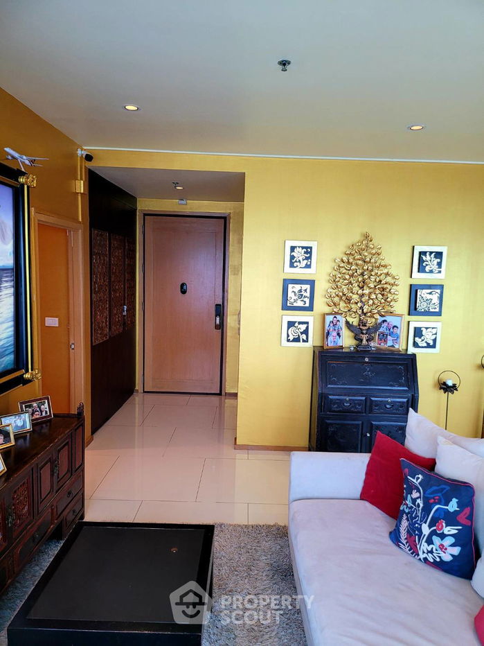 picture 2-BR Condo at The Emporio Place near BTS Phrom Phong (ID 621234) - 16/42