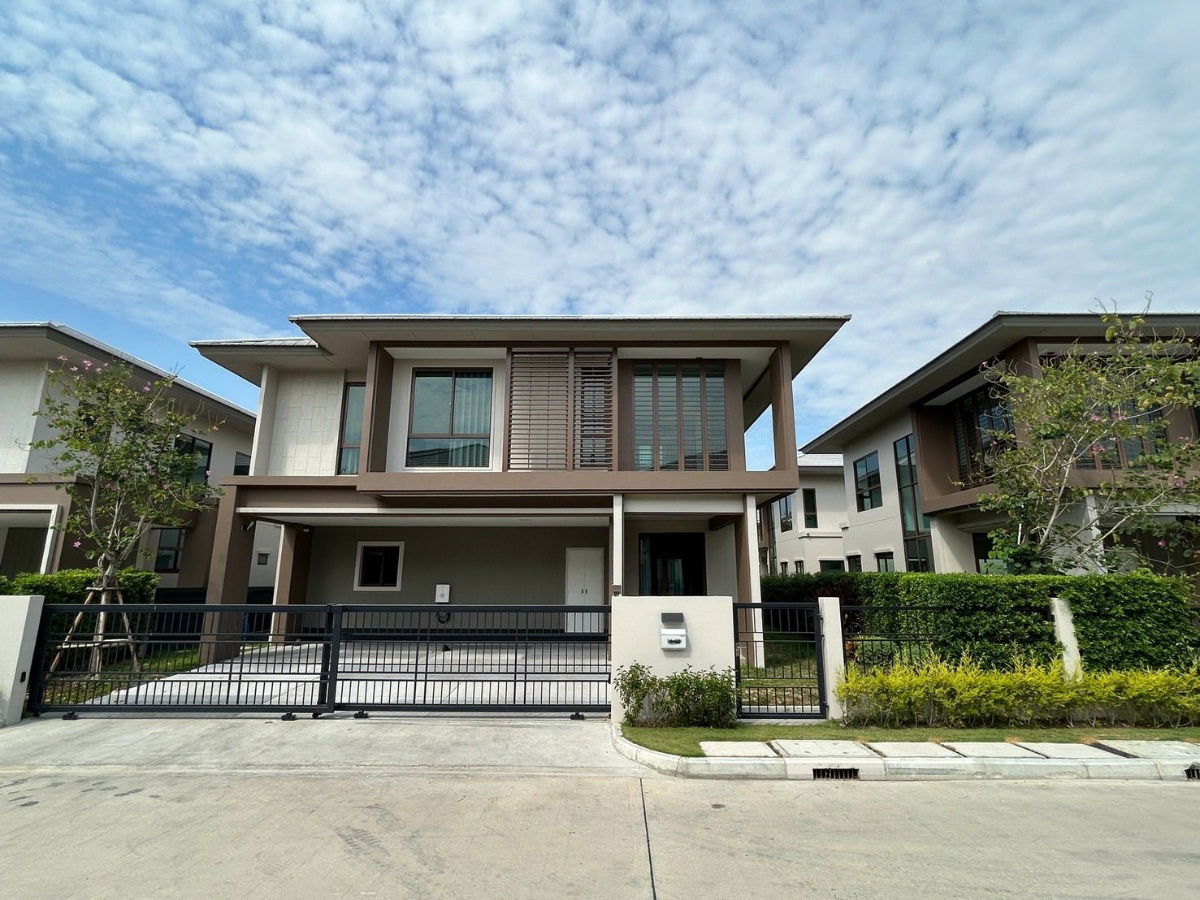 picture Two-storey detached house for sale, Burasiri Krungthep Kreetha project, new house, simple, elegant, good looking - 3/9