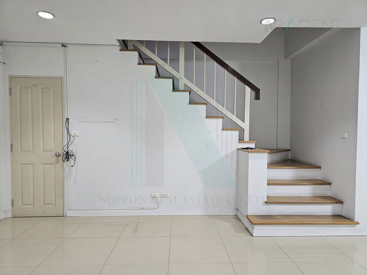 picture 📌 For Sell Twin house PLUS CITY PARK NGAMWONGWAN 25 2-story 3 bedroom 3 bathroom - 2/8