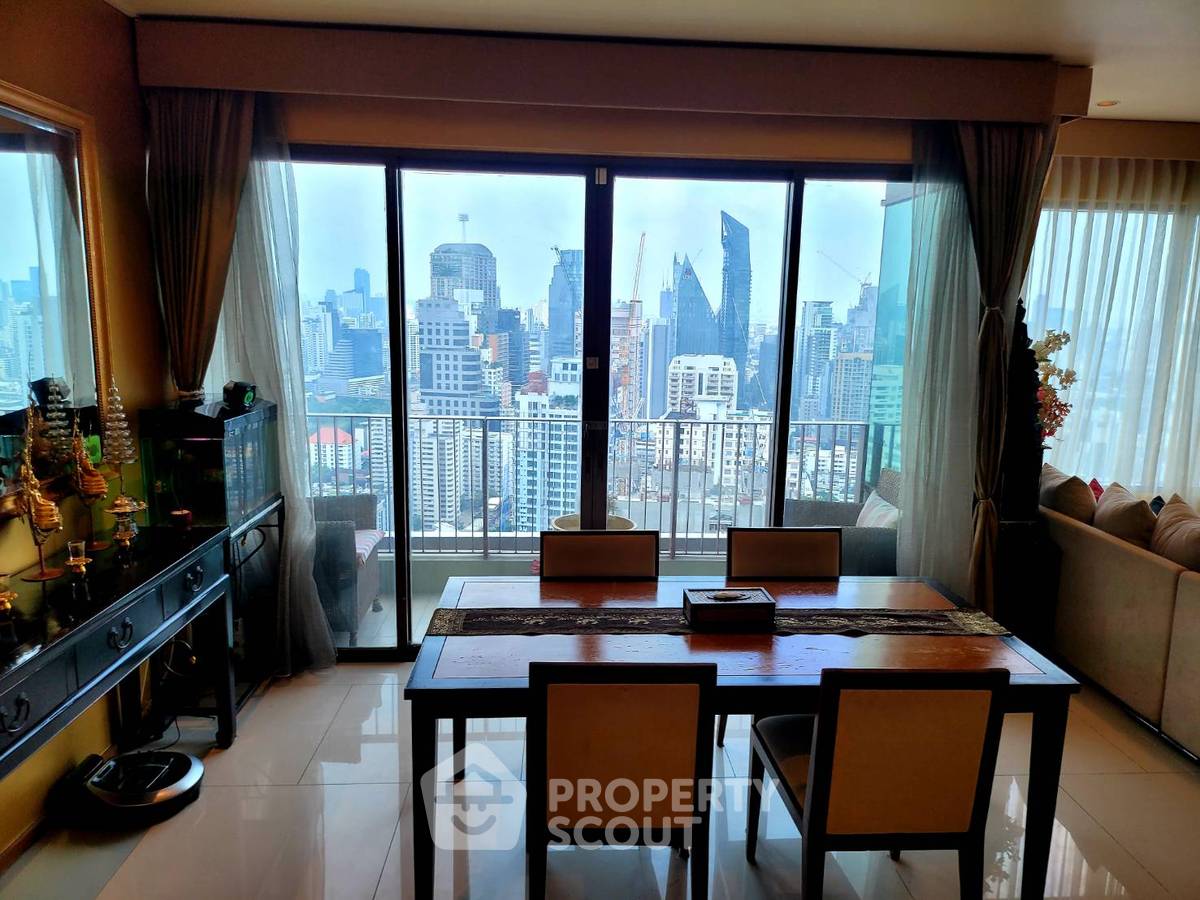 picture 2-BR Condo at The Emporio Place near BTS Phrom Phong (ID 621234) - 15/42