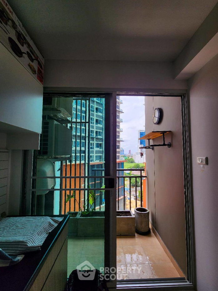 picture 1-BR Condo at Supalai Veranda Rama 9 in Bang Kapi (ID 1266668) - 12/15