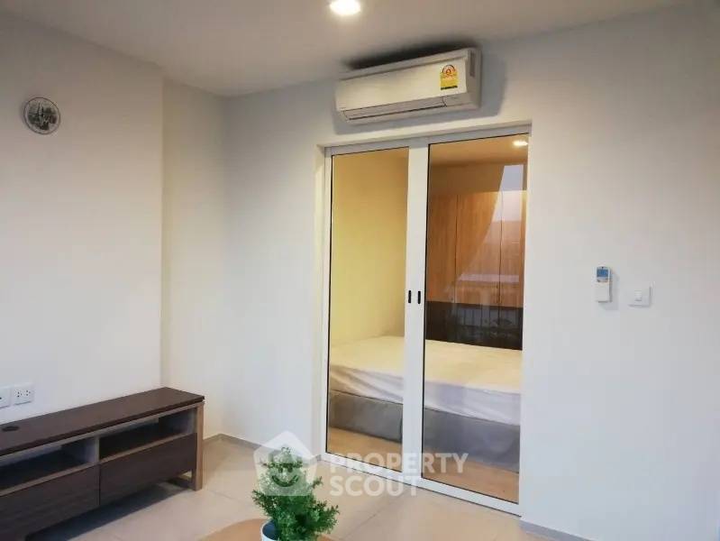 รูป คอนโด 1-ห้องนอน ที่ แชมเบอร์ส ชาน ลาดพร้าว - วังหิน ใน ลาดพร้าว (ID 2279539) - รูปที่ 3/9