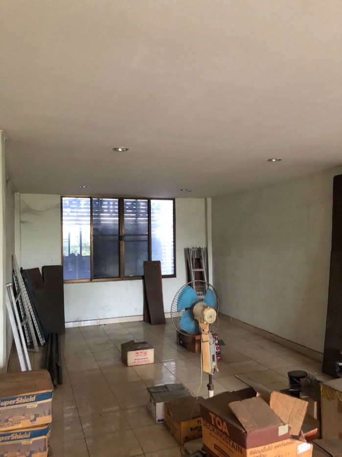 picture Commercial building for sale with land, 2 units next to each other, 4 and a half floors, good location, next to On Nut main road. Prawet. - 7/7