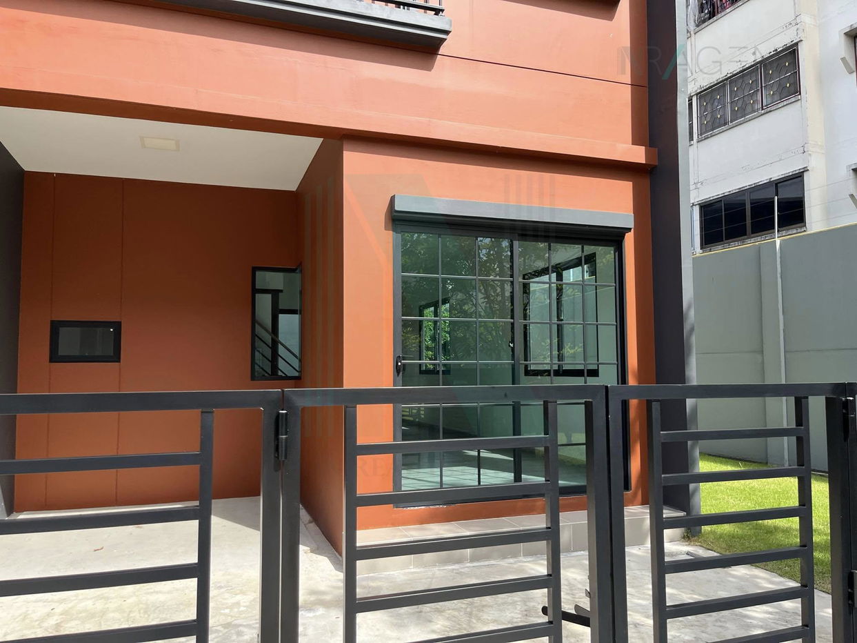 picture 📌 For Sell Town house SIRI PLACE BANGNA-THEPHARAK 2-story 3 bedroom 3 bathroom - 1/8