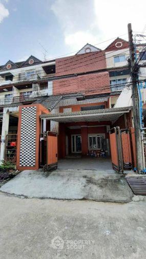 5-bed house for sale, 300 sqm, 32 sq wah, Suan Luang